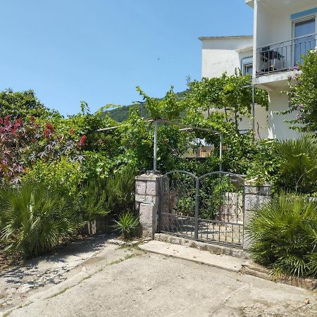 Sobica 2 Apartment Petrovac Bagian luar foto